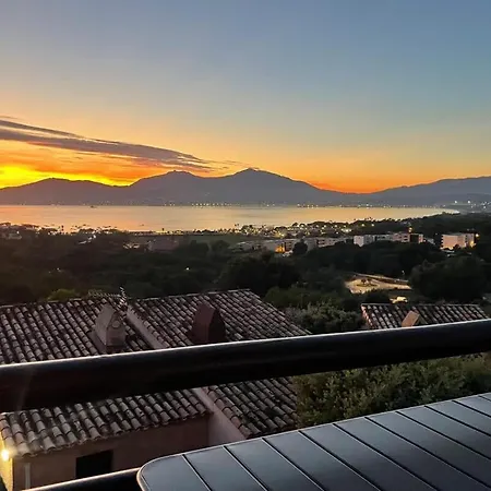 アパート Vue A Piscine Et Parking ポルティシオ